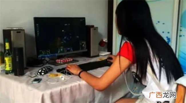 高压教育下的孩子 一旦摆脱父母的束缚 会更叛逆 原因何在