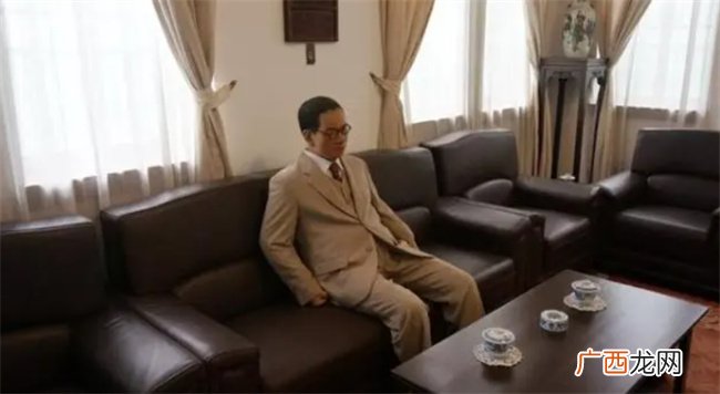 命理学中如何通过日干推断命主是否具备赚钱能力