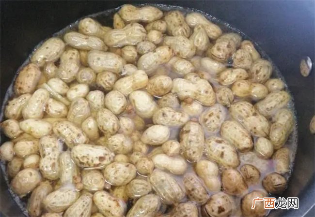 超级入味的水煮五香花生夏天不可少的下酒凉菜 简单易做
