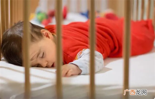 刚入园孩子午睡最佳时长多少 睡多少有差别 不是越长越好