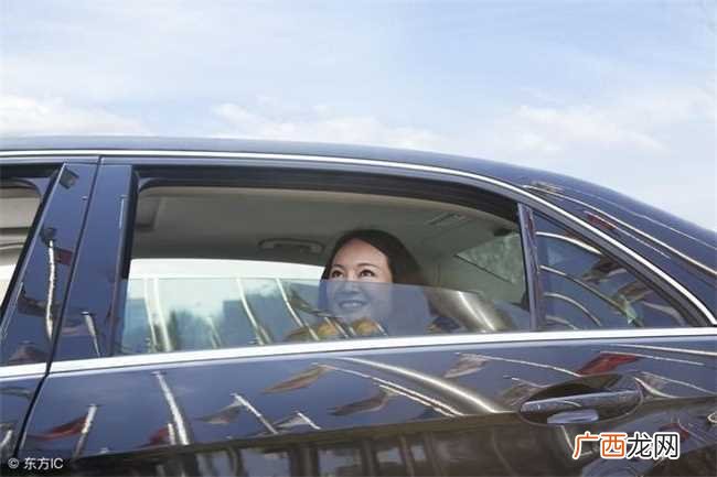 四种方法巧除新车异味