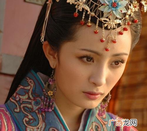 三从四德指什么东西 妇人有三从之义,无专用之道什么意思