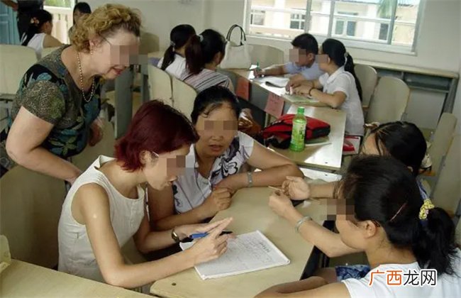 孩子该不该上辅导班 培训机构正摧毁童年 利弊要提前知道