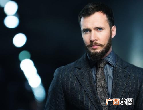 相学解析胸痣寓意 男人胸前有痣代表什么