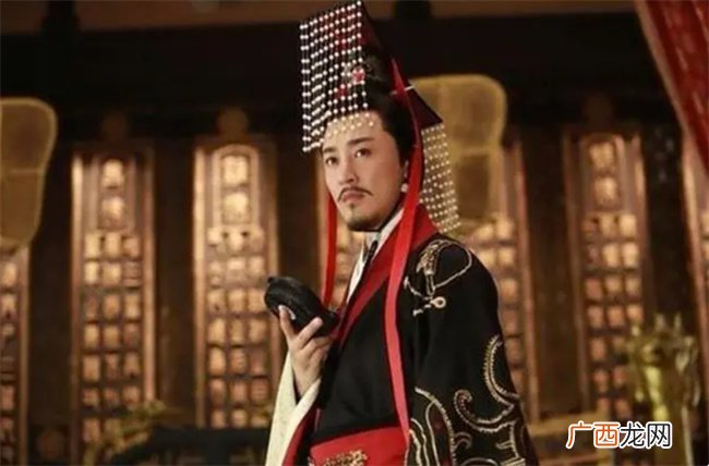 这太子不满父亲用百姓和罪犯造反 惨死后父亲送难听封号