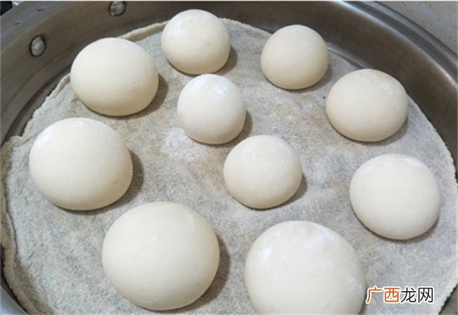 ?蒸馒头要多长时间 馒头蒸10分钟熟了吗