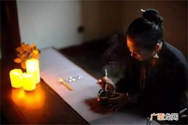 八字命理学中夫妻感情良好的四柱都有哪些特点