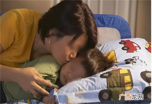 3岁前 有妈妈陪睡和不跟妈妈睡的孩子 会有哪些区别