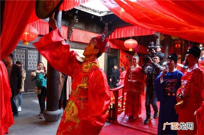 命理学中推断命主的结婚期限都有哪些特点与技巧