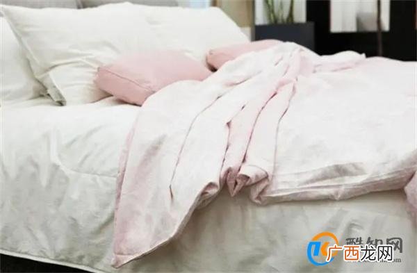 室内的灰尘总是清扫不干净？教你7招，省时省事，除尘很轻松！