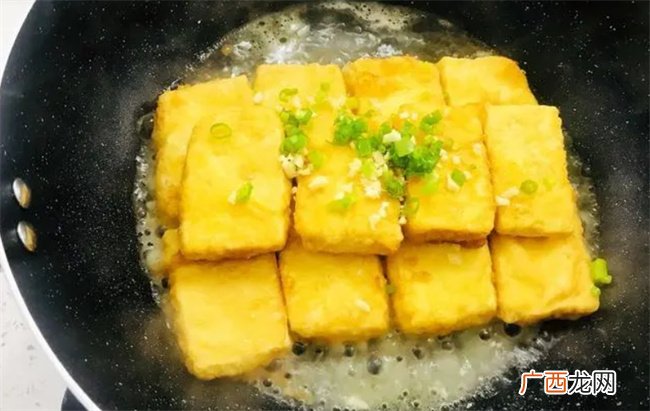 饭店的锅塌豆腐虽好吃 不如自己做份锅塌豆腐 简单又美味