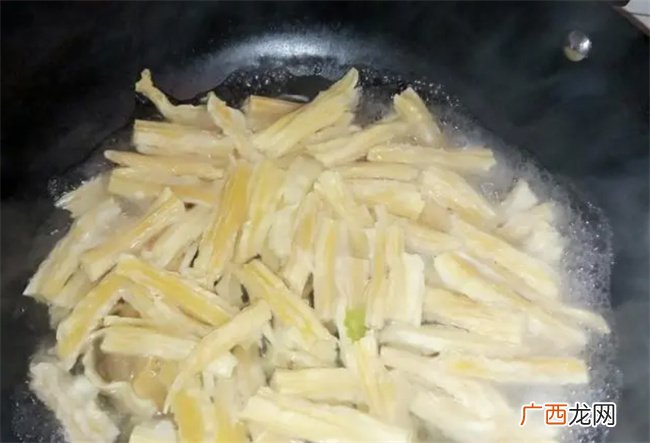 想要做出美味的“凉拌腐竹” 看看这样做绝对好吃