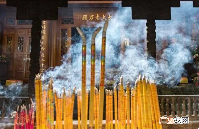 命理学中比劫争婚对命主的恋爱与婚姻有哪些影响