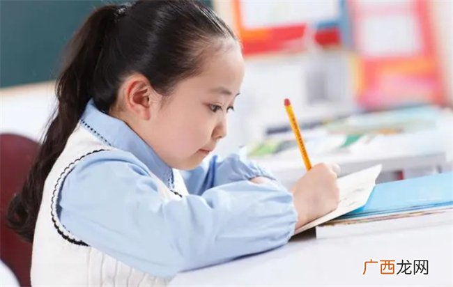 如何抓好小学阶段 学霸父母谈起孩子的学习经验 都说到这一点