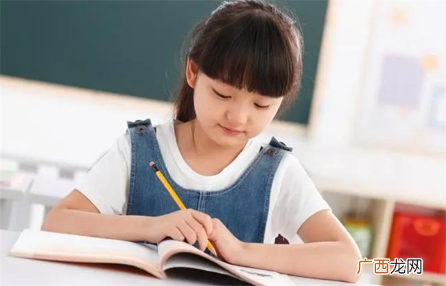 如何抓好小学阶段 学霸父母谈起孩子的学习经验 都说到这一点