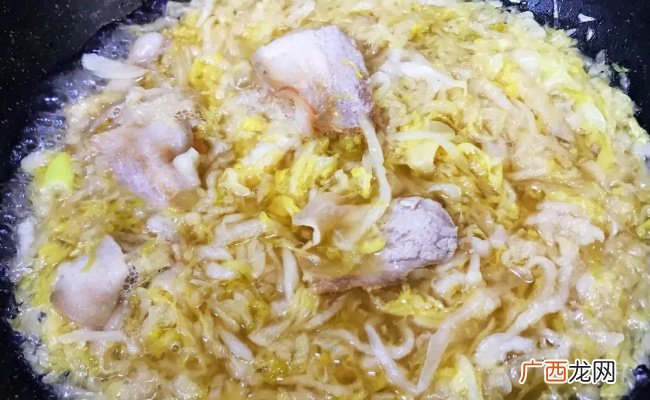 ?酸菜粉条炖白肉怎么做川白肉炖多久可以吃