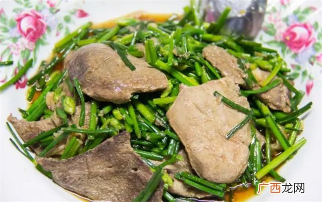 韭菜炒猪肝 一点腥味没有 一口下去滑嫩鲜香