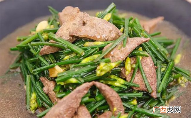 韭菜炒猪肝 一点腥味没有 一口下去滑嫩鲜香