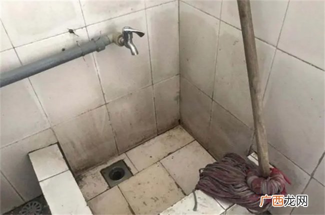 ?学校环境太差了怎么办 住宿环境差对人的影响