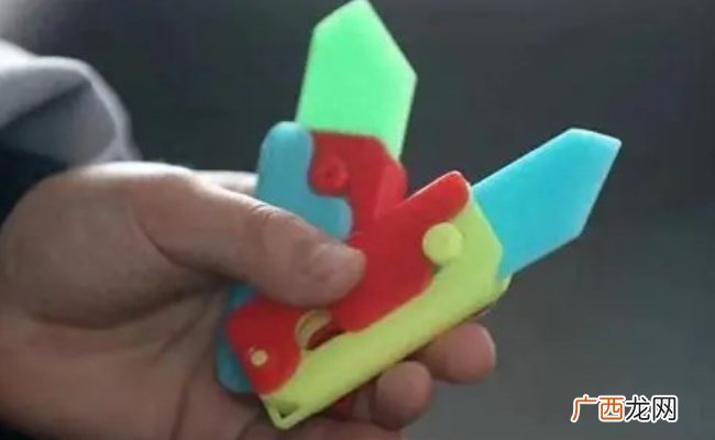 为何广东严禁萝卜刀等玩具进校园