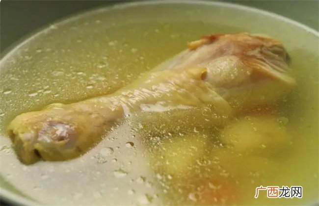 一只土鸡做成了3个菜 全家人都爱吃 来看看是这三道菜