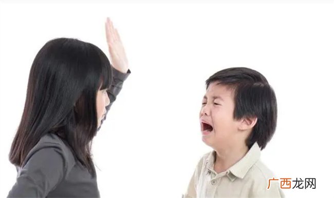 孩子被欺负 2个错误的做法父母不要有 几句话让孩子不好惹