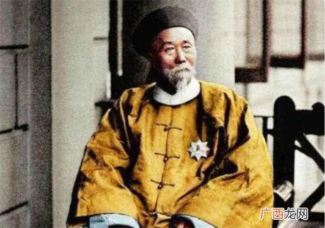 命理学中如何通过古代官员命造推断运势的吉凶祸福