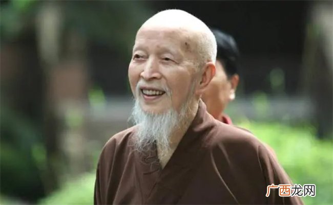 解析命理学中如何推断命主的一些特殊相貌特征