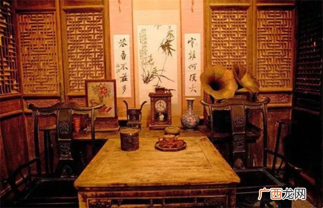 解析命理学中如何推断命主是否出身于富贵名望之家