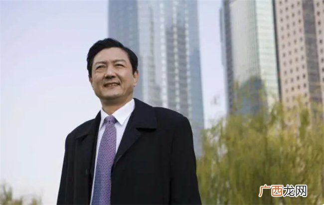解析命理学中如何通过五行分析命主的相貌与外形