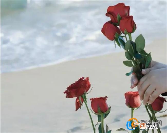 其实 对于男人来说 这样的女人很惹他厌倦 可惜女人事后才知道