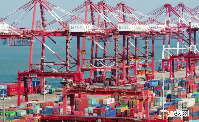 海关总署：今年前10个月我国进出口实现正增长 释放了哪些信号