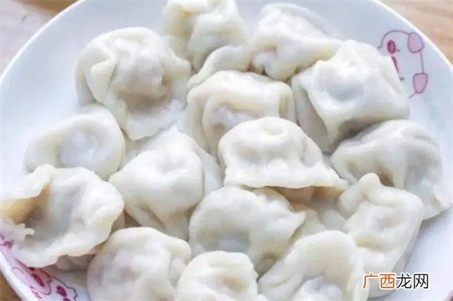 白菜饺子 这么调馅是关键 味道鲜美不出水 一人2大盘不够吃