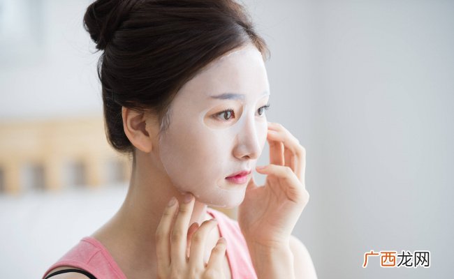 ?敷完面膜之后可以用乳液吗乳液和爽肤水区别是什么