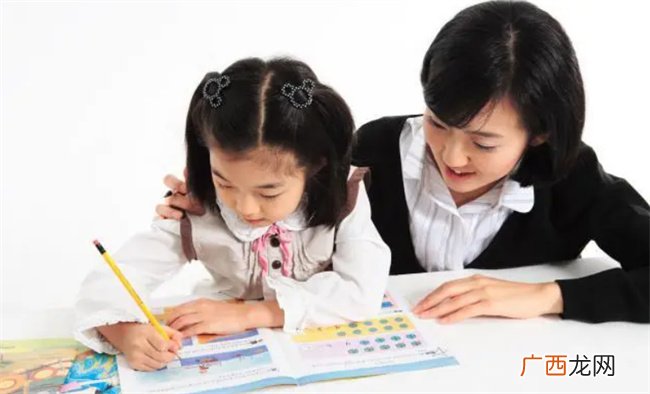 孩子说作业不会做 你会是什么反应