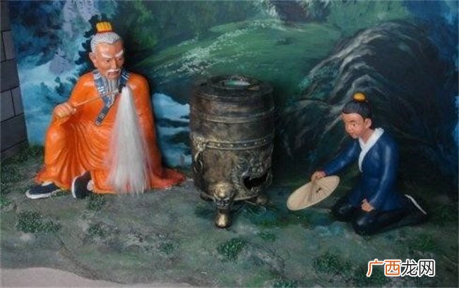 八字中四柱的强弱轻重对命主格局吉凶都有哪些影响