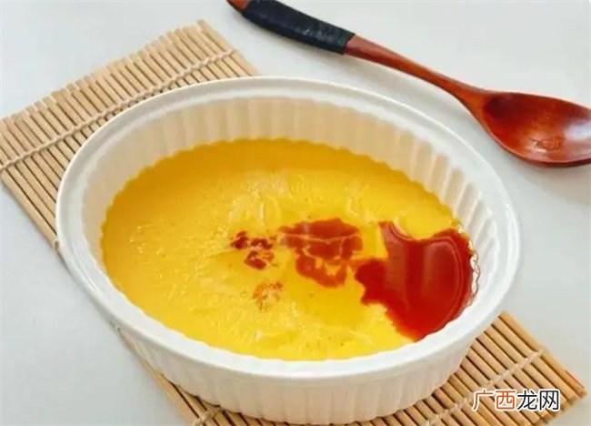 记住几个要点 不管温水冷水 蒸出来的鸡蛋细嫩无孔洞 入口即化