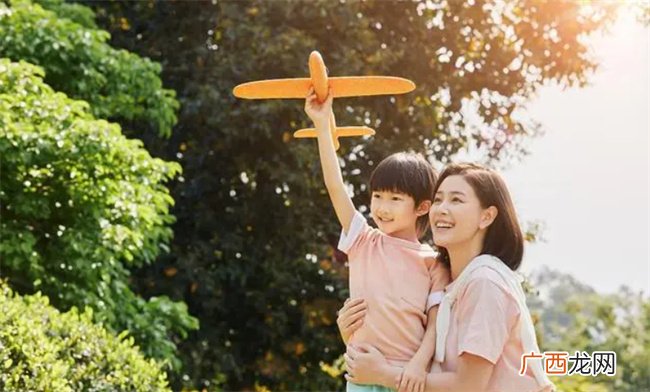 成长路上 父母不能错过9句话 让孩子有内心富足和安全感