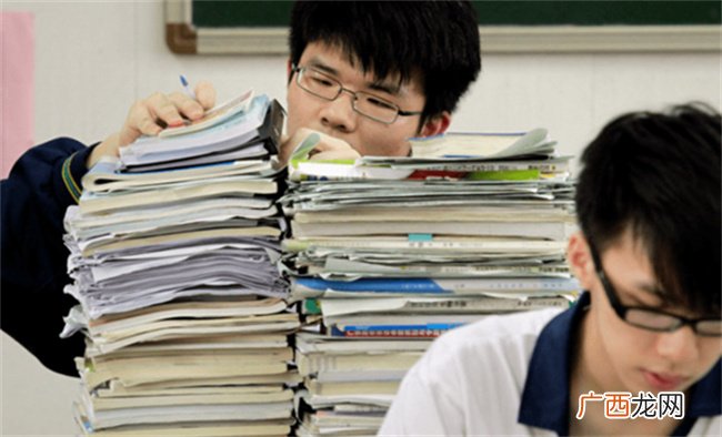 ?高三压力大焦虑怎么办 如何疏导高三孩子情绪