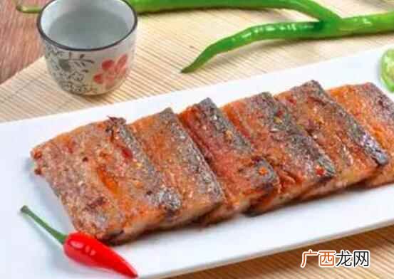 带鱼不能和什么一起吃