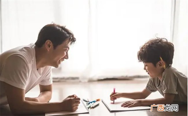 没有权威感的父母 养不出有出息的孩子 5个方面实现权威感