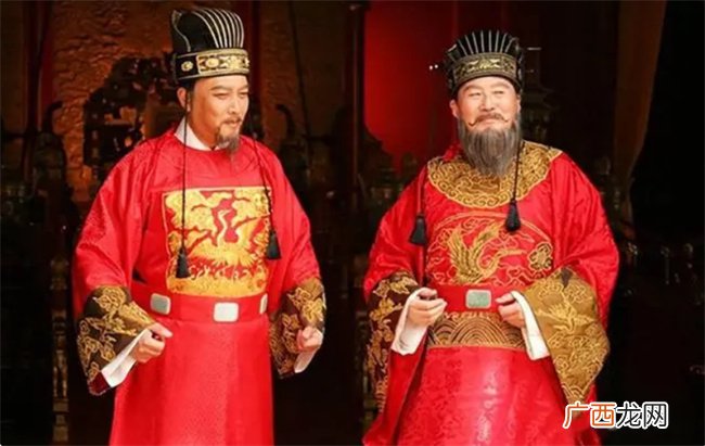 清代太师与文正相比 他们谁的地位跟含金量更高