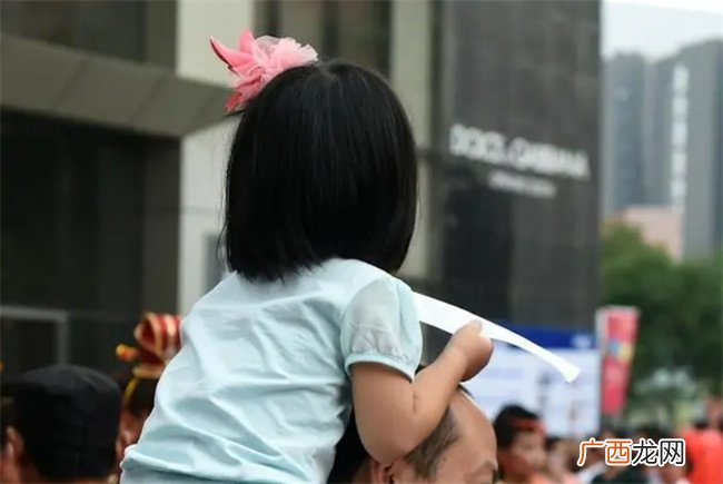 假期到了如何给孩子选择合适的兴趣班呢 3个要点是关键