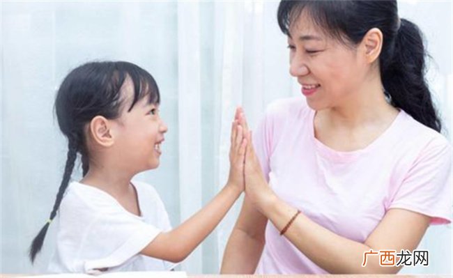 教育孩子应该多鼓励还是多严厉