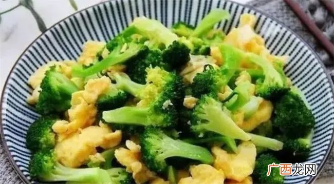 晚餐吃它等于天然泻药 每天炒一盘 排出身体毒素越吃越瘦