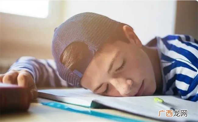 针对孩子4种不当行为 3步法破解行为钥匙 有的放矢解决问题
