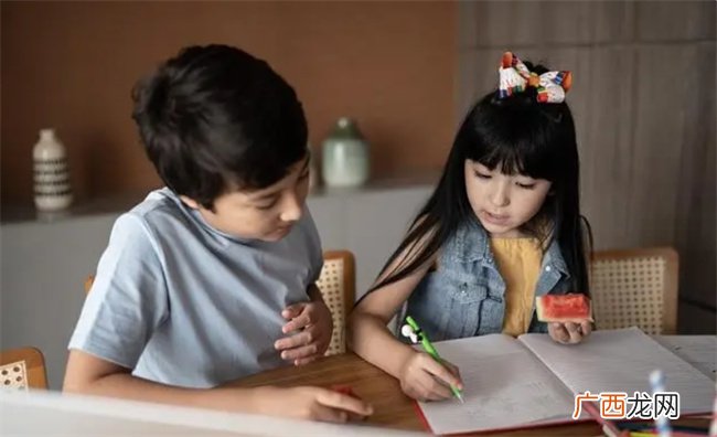 学会自律 孩子才会自主学习 揭开让孩子从他律到自律的两个秘诀