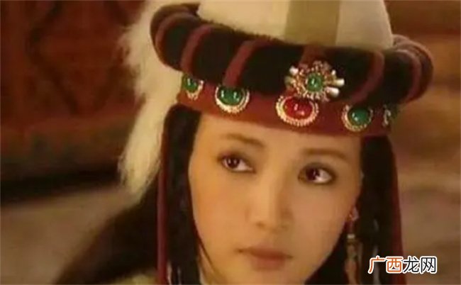 她是女版成吉思汗 32岁嫁7岁孩童 有8个儿女 最后一统蒙古