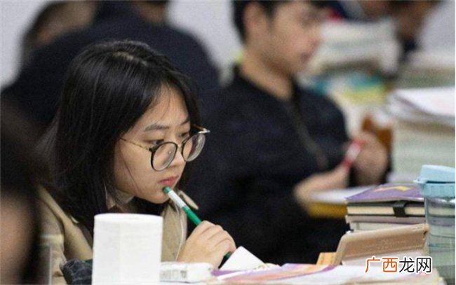 大学学的很差怎么办 大学学不下去了该怎么办