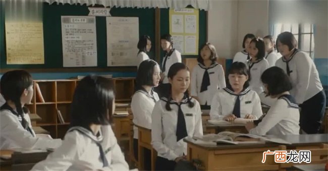 学生课上打架老师怎么教育 如果学生上课突然打架